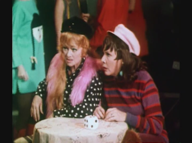 The Lucy Show - Viv Visits Lucy